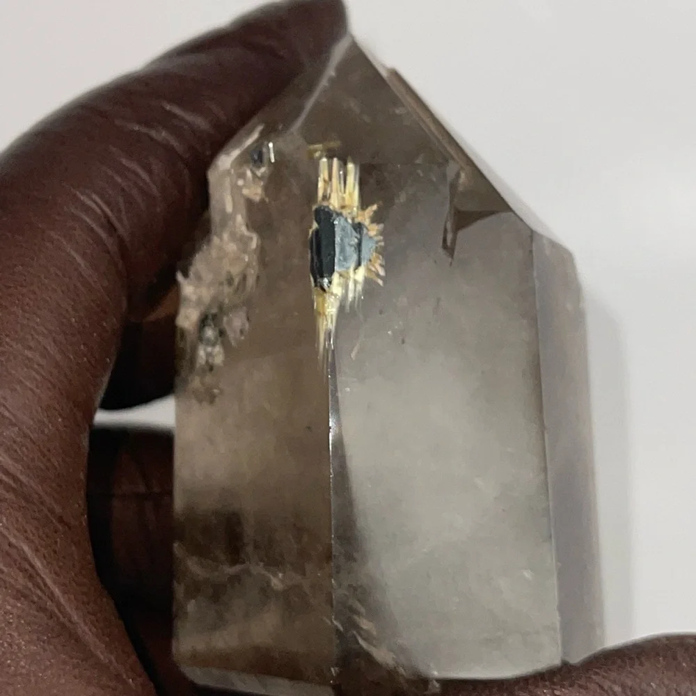 ❤️HP❤️ Gold Rutile in Quartz hand carved tower - Picture 14 of 17
